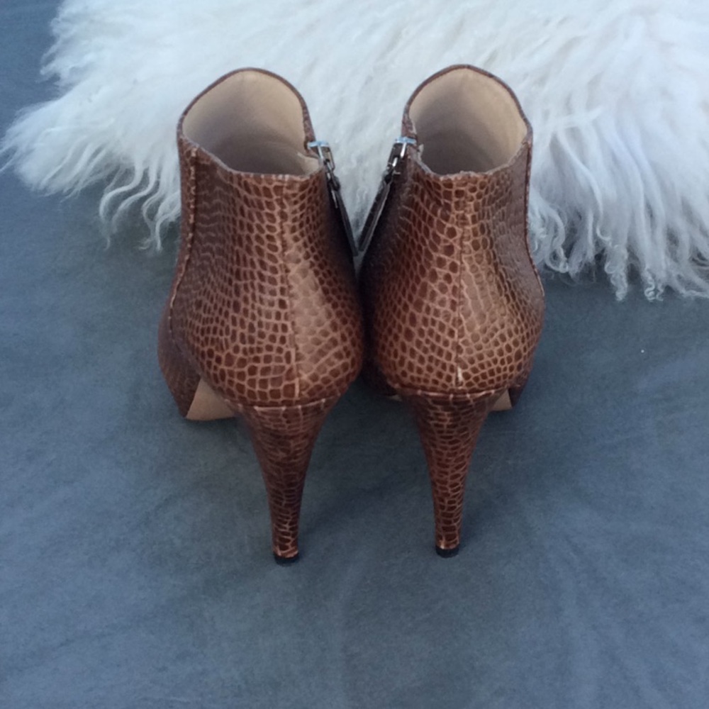 Prada crocodile bootie tan size 39 - Picture 3 of 8